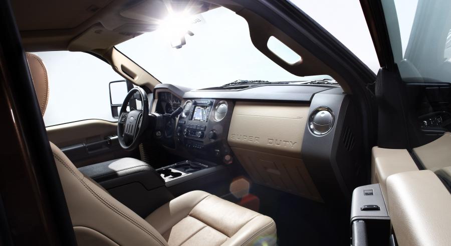  Ford F-250 Super Duty 2011 года  (фото 43 из 89)